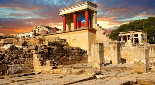 Knossos-CreteTourist Guide,Greece catalog and travel guide,1000.gr