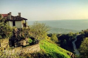 Feggaropetra Inn_best deals_Hotel_Macedonia_Pieria_Paleos Panteleimonas