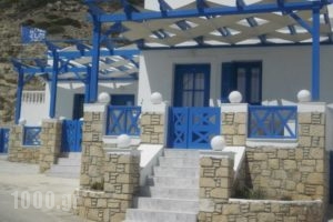 Blue and White Studios & Apartments_travel_packages_in_Dodekanessos Islands_Karpathos_Karpathosora