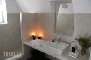 PortariaHouses_holidays_in_Room_Piraeus Islands - Trizonia_Kithira_Kithira Chora